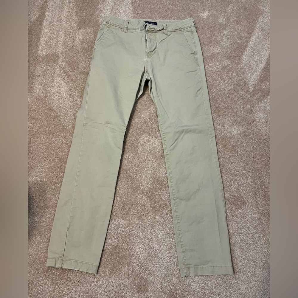 Good condition, Aeropostale men’s slim straight style, size 31x32
